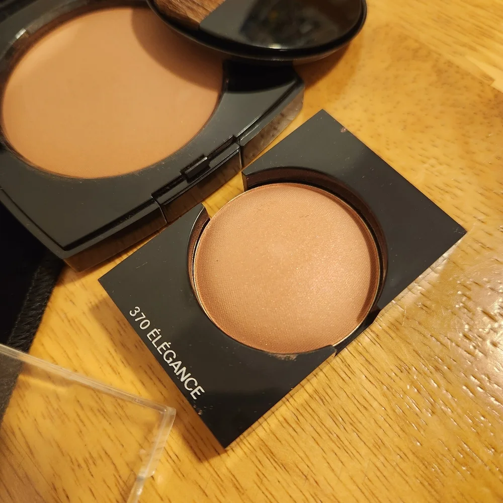 CHANEL Blush & Powder bundle - Picture 4 of 7